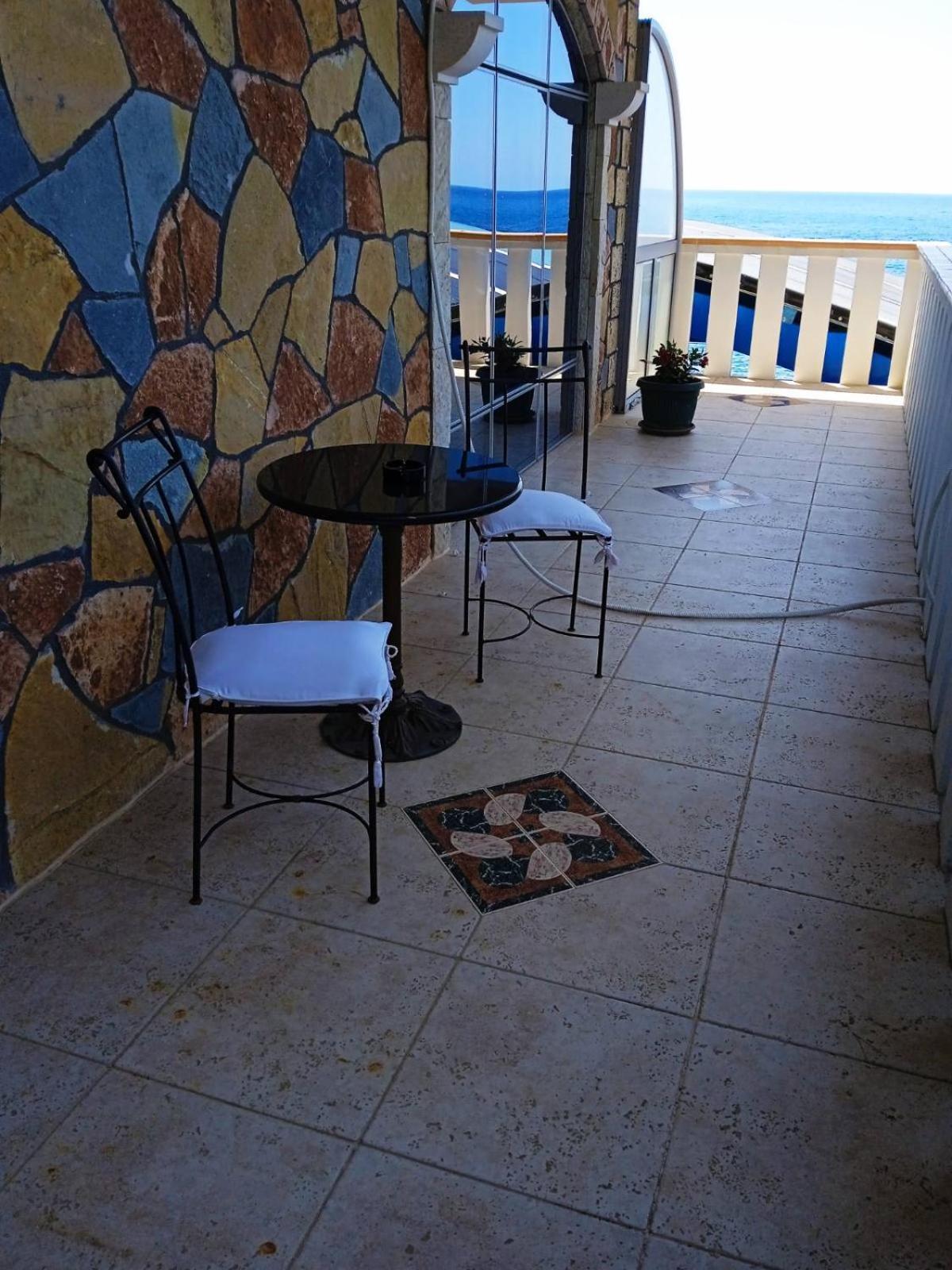 Sunset View Apartments Bar Rum bild